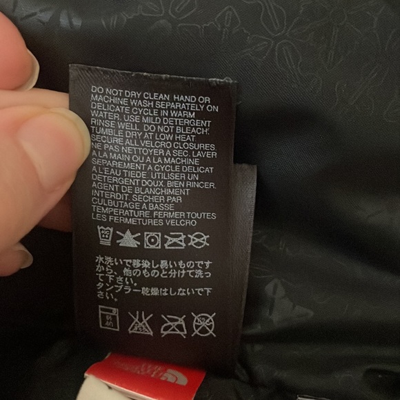 The North Face | Women’s 600 Goose Down Puffer Jacket - Picture 11 of 13